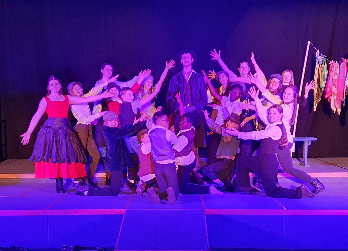 Lights, stage, action ...

It has been a busy weekend for the cast of Oliver! Jr as rehearsals continue.

Here is a sneak preview of what to expect - we can't wait for Opening Night on Thursday!