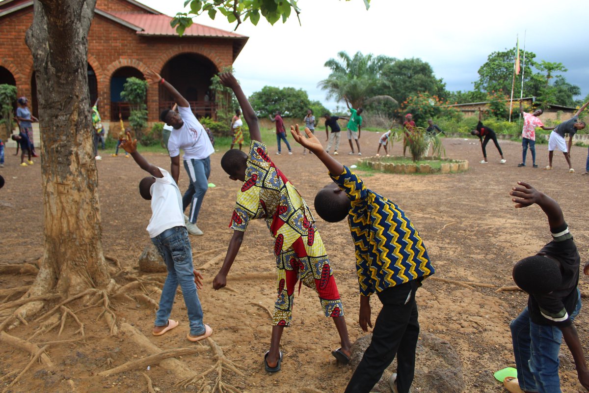 CPS World Languages tweet media