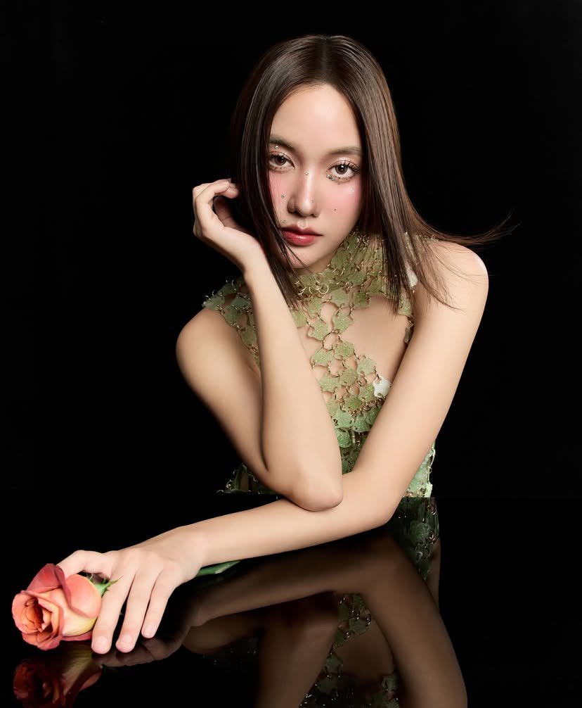 freenfanclub_'s tweet photo. IG: srchafreen

#srchafreen #GIRLFREEN https://t.co/a34Mfx3bUP
