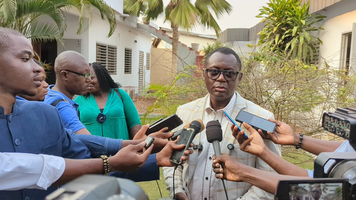 fest_immo's tweet photo. 🔴 Le Comité d'organisation a officiellement lancé le Salon International de l’ #immobilier et de l’ #habitat au #togo – #festimmo - dans une #Conference de presse ce vendredi 7 Février! 

Médias, exposants et partenaires ont découvert en exclusivité le programme de l’événement. https://t.co/9M4QPuNb0P