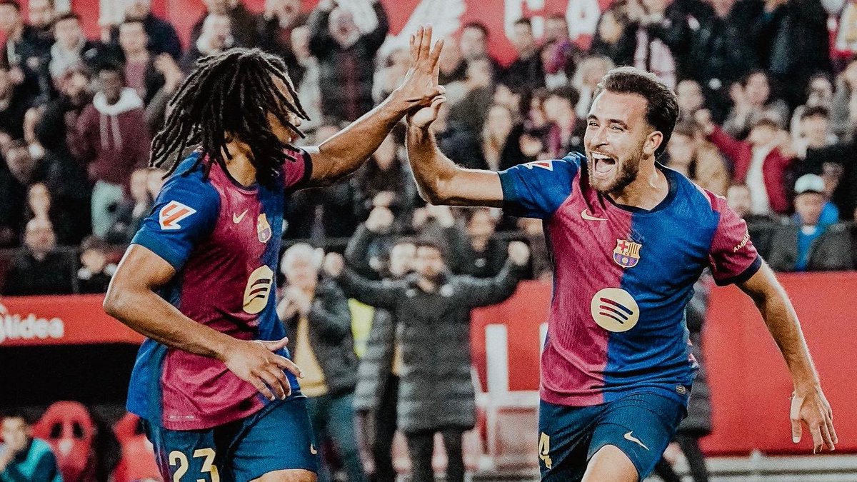 ericgm3's tweet image. ¡Buena victoria en un gran escenario como es el Pizjuán! Seguim sumant cap a l'objectiu! #ForçaBarça 💙❤️