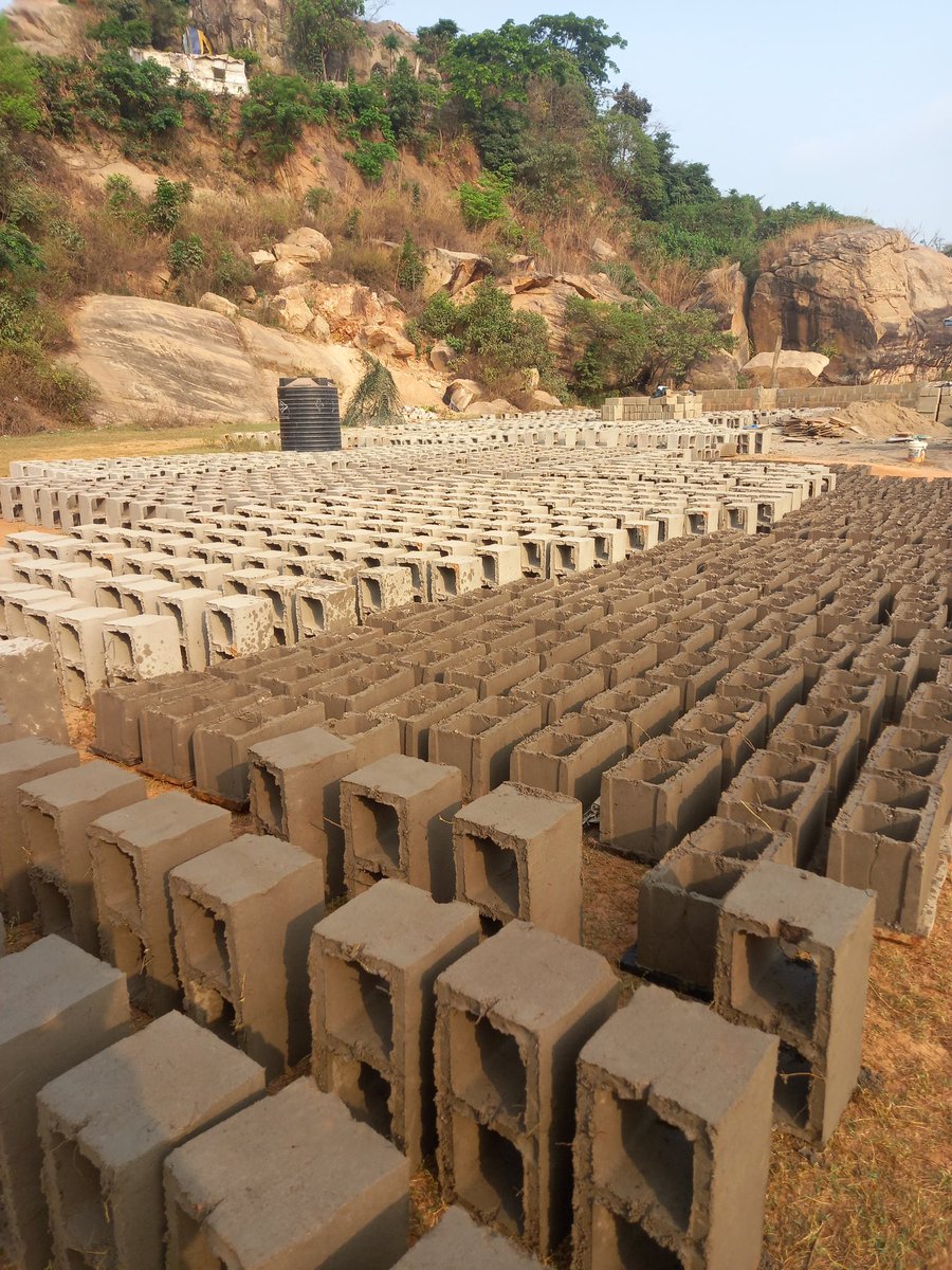 Emma_Olutobby's tweet photo. Strength, durability, and precision! 🏗️✨ Our commitment to quality block production ensures a solid foundation for every project. Built to last, crafted with excellence! 🔨🔥 #QualityBlocks #StrongFoundations #BuildingWithExcellence #AbleBlocks
Kindly patronise 🙏🙏🙏 https://t.co/DeryeHp33j