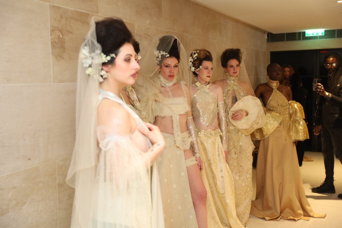 Anath Tordjman-Compagnon Presents a Spectacular Fashion Show at the Louvre
Paris has always been the beating heart of the fashion world, and on February 8, 2025, the Carousel du Louvre became the stage for an unforgettable fashion event. Anath Tordjman-Compagnon  known for its