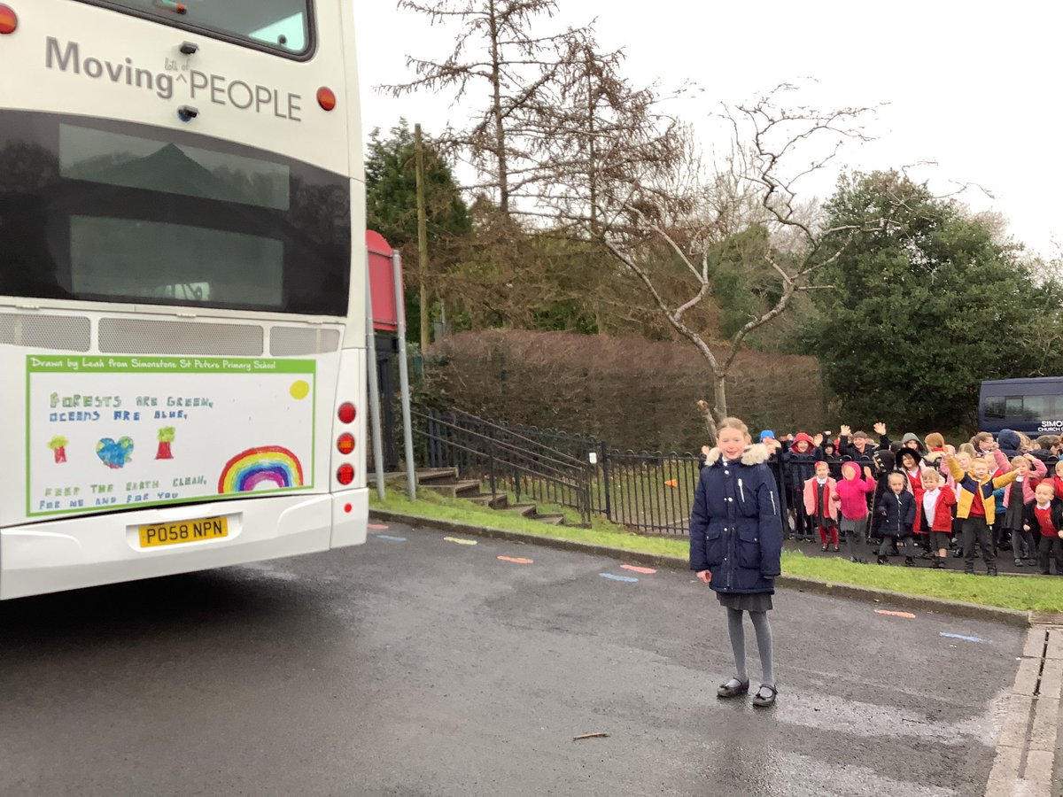 Moving PEOPLE tweet media