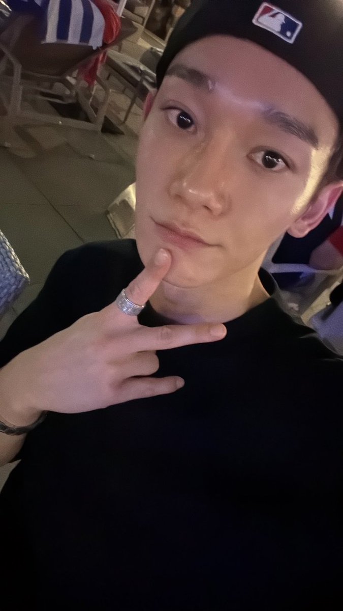 oohsbibi's tweet photo. pogi 😮‍💨 https://t.co/dWvtwNReCq
