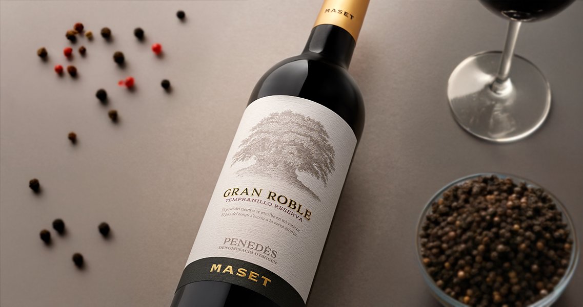Aromas especiados en el vino tinto: ¿por qué aparecen y qué variedades tienen mayor concentración? maset.com/es/blog/aromas…