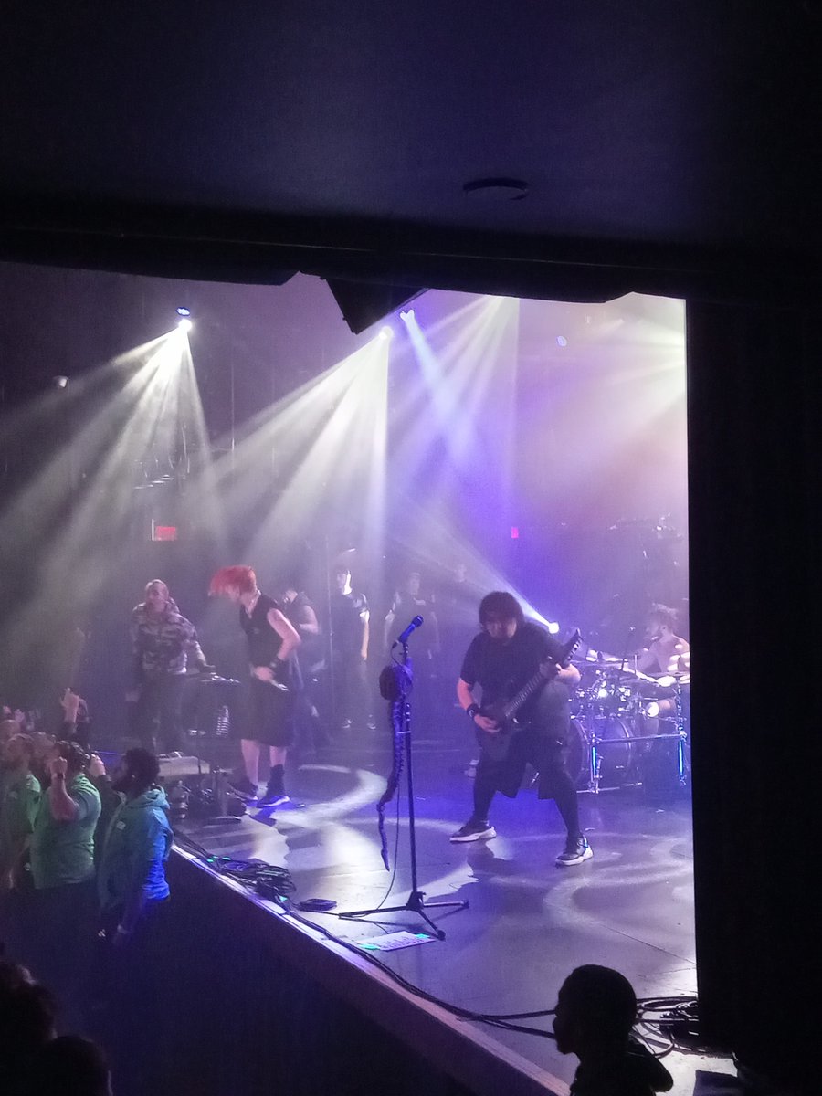 italianmojo887's tweet photo. on this day in 2024, i saw Machine Head, @orbitculture, and @FearFactory at @PalladiumTS 🤘 @TheGeneralMH #machinehead #fearfactory #robbflynn #palladiumtimessquare #frankyunderground https://t.co/WKVpI6QCNg
