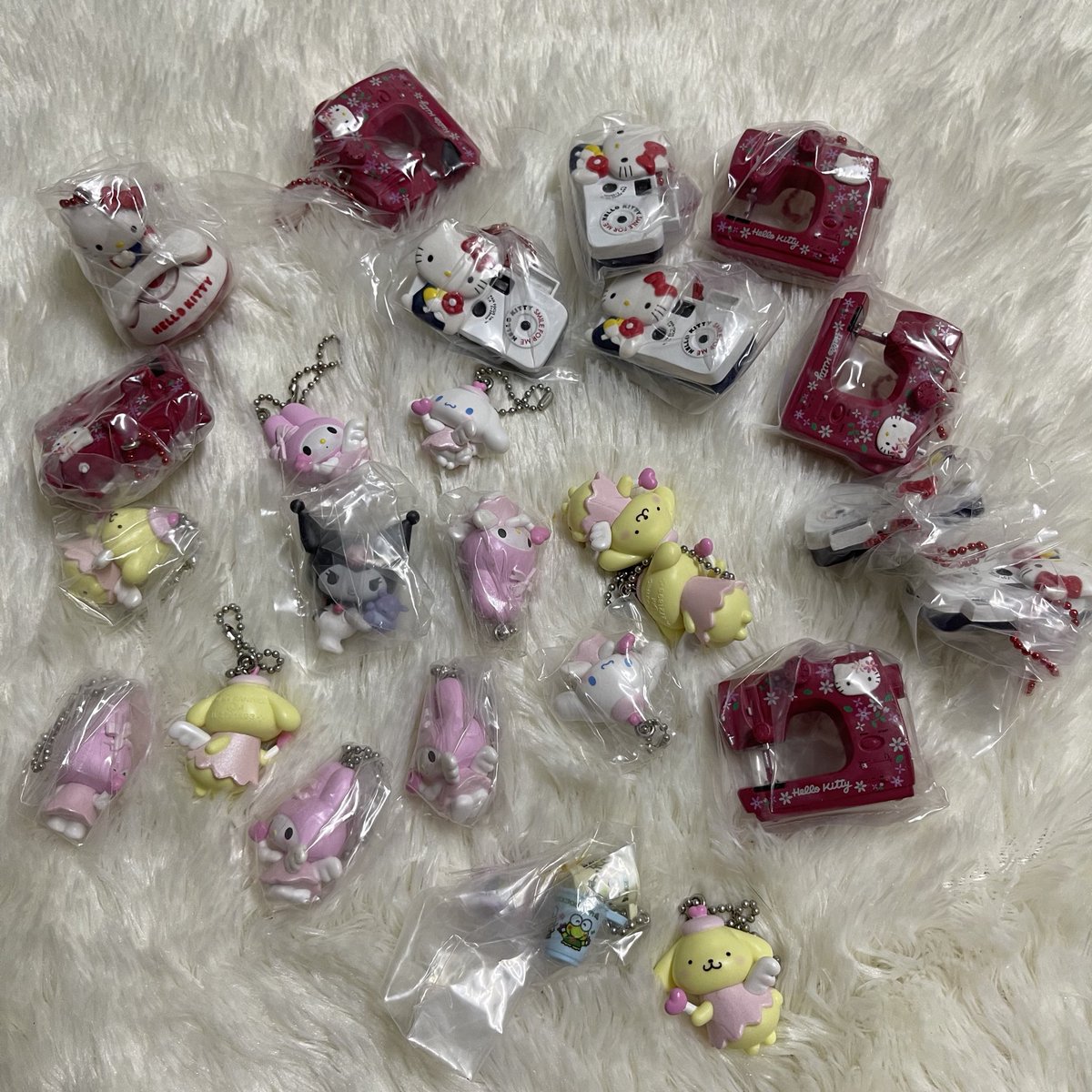 kutiesland's tweet photo. 100 บาท
#ตลาดนัดsanrio 
#ตลาดนัดซานริโอ้ https://t.co/YN3qpsPadM