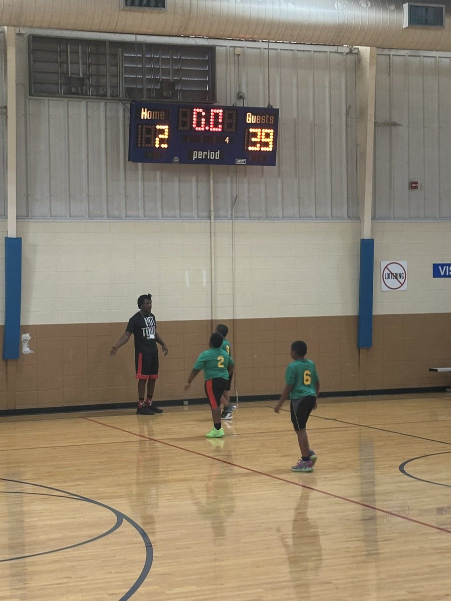 Christimomof7's tweet photo. My baby had him 6 points Saturday. I didn't record them all🥰 #cityleague #basketball #kash #wildcats https://t.co/dYztzORLWY