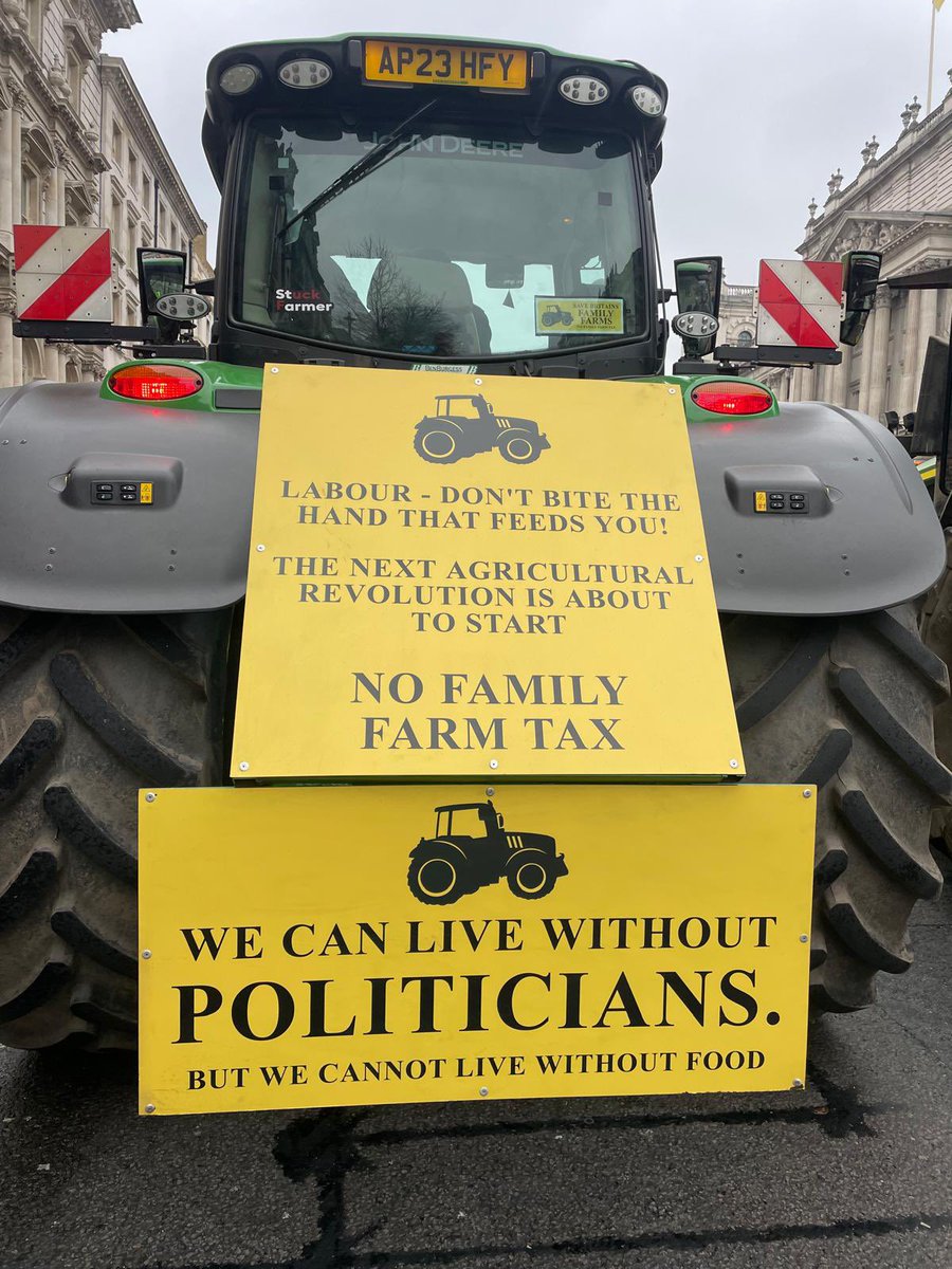 NoFarmsNoFoods's tweet image. Farmers are protesting in London today against the government’s inheritance tax on family farms. 

We can live without politicians. But we cannot live without food. 

Back British farming. No farmers, no food.