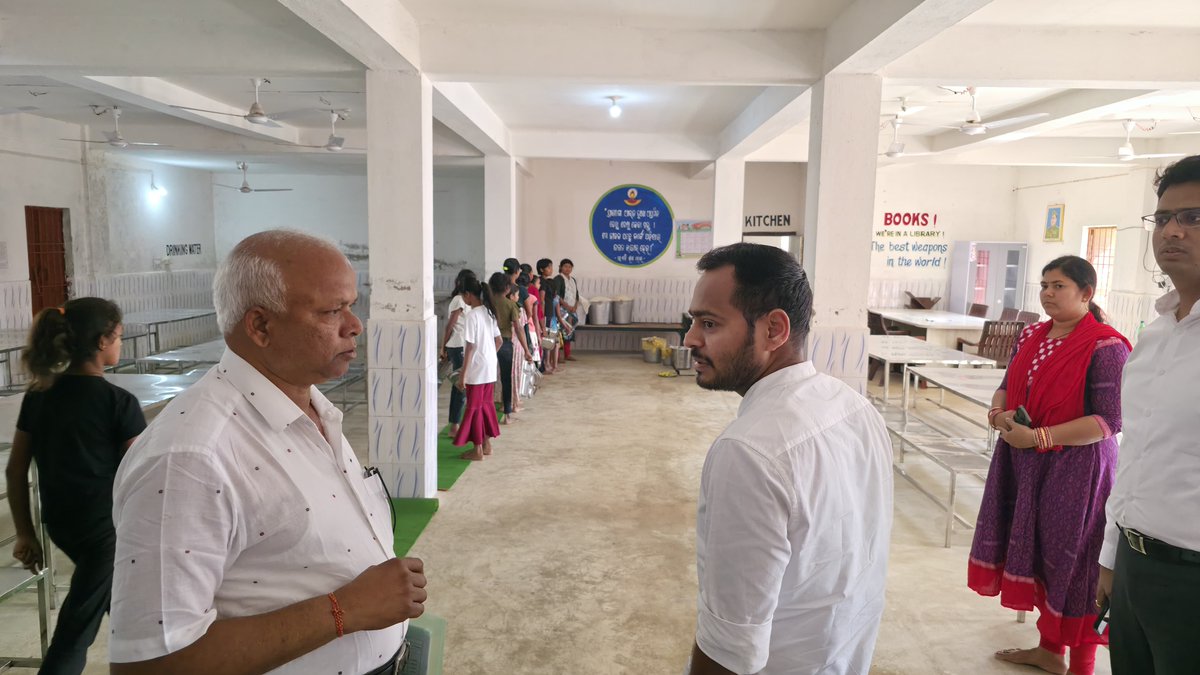 Collector & DM, Balangir tweet media