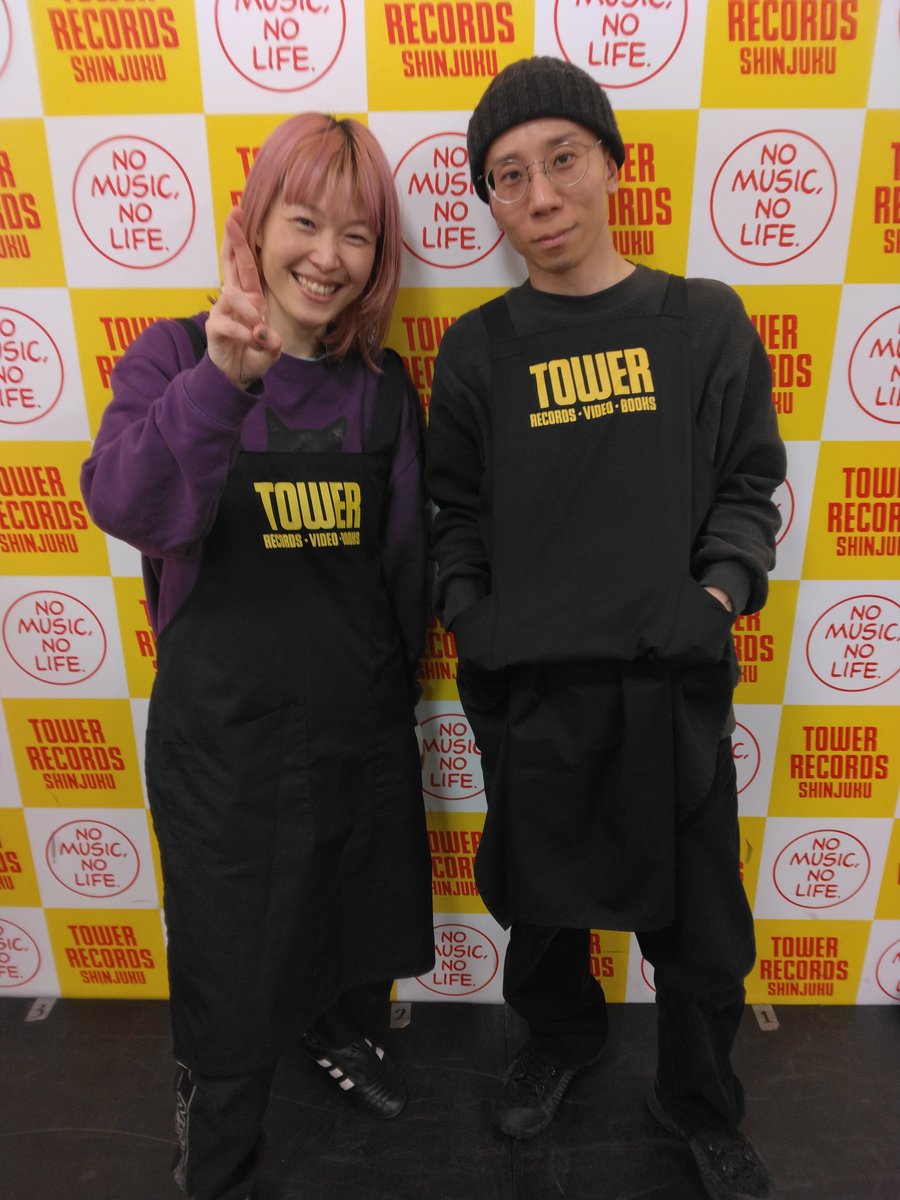 TOWER_Shinjuku's tweet photo. 【#タワレコ新宿イベント】
鈴木実貴子ズ メジャー1stアルバム「あばら」発売記念イベント終了後にお写真頂きました！！
フロアを震わす歌声、サウンド、最高でした🔥
MCの掛け合いも素晴らしく、引き込まれるインストアイベントになりました！！
また是非新宿店でのイベントよろしくお願いします！ https://t.co/doKVZFKmOC
