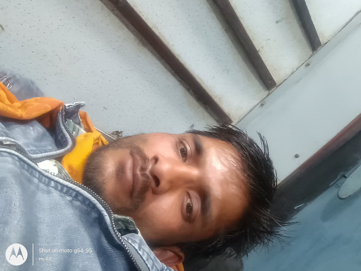 arrajput1998's tweet photo. Mainpuri to prayagraj https://t.co/ExrKEoJMT9