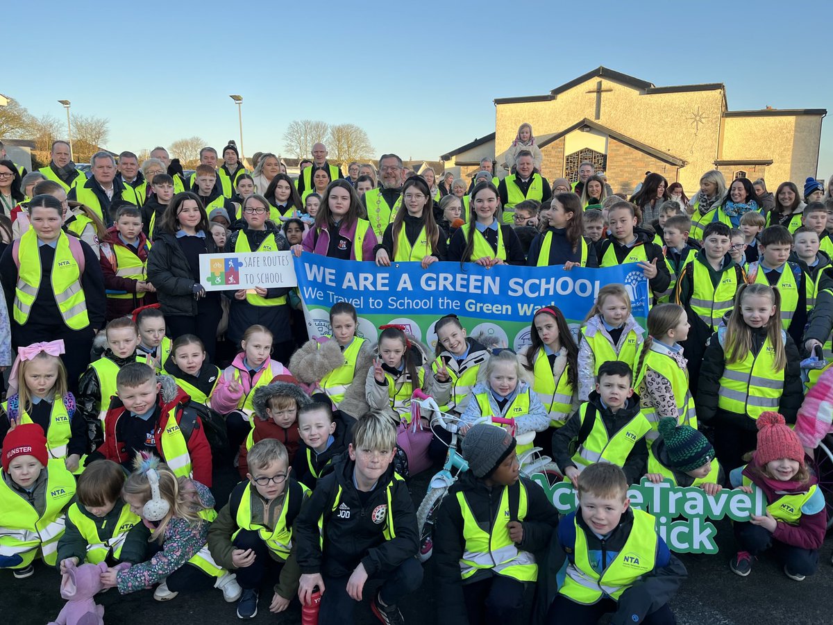 HalloranCathy's tweet photo. Safer to school @CaherconlishNs more @news2dayRTE #activetravellimerick https://t.co/a8Q0Y2loai