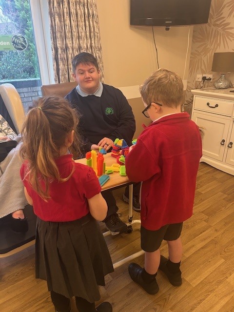 Ghosthill2023's tweet photo. Our School Council enjoyed their visit to Two Acres Care Home today. Children interacted confidently with the residents, carers and work experience students. Lots of smiles and chats. #intergenerationalfriendships.
Try Hard, Be Brave, Be You
@SapientiaTrust @FriendInDeed_ https://t.co/Z6c0RpDIDA