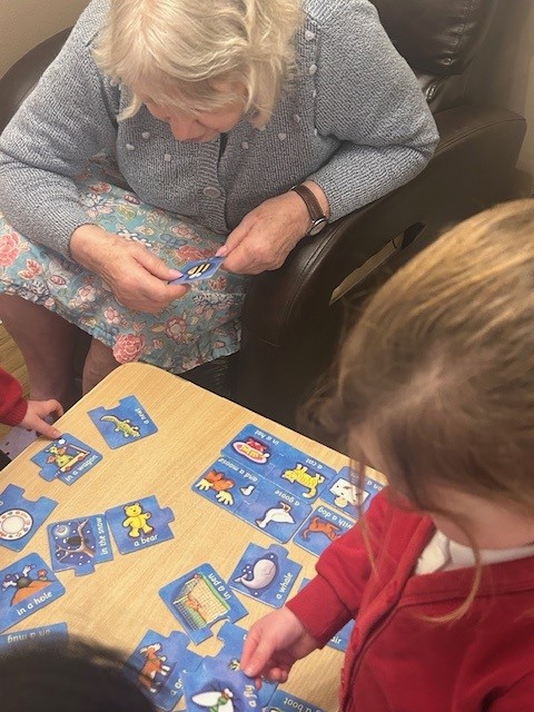 Ghosthill2023's tweet photo. Our School Council enjoyed their visit to Two Acres Care Home today. Children interacted confidently with the residents, carers and work experience students. Lots of smiles and chats. #intergenerationalfriendships.
Try Hard, Be Brave, Be You
@SapientiaTrust @FriendInDeed_ https://t.co/Z6c0RpDIDA