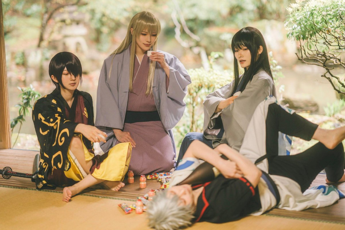 *cos
【銀魂】

┈┈┈┈┈┈┈┈┈┈┈┈┈┈┈

     永遠なんかじゃ足りねぇや

┈┈┈┈┈┈┈┈┈┈┈┈┈┈┈

坂田銀時　＠cosmori1010 
桂小太郎　めいり
高杉晋助　<a href="/cac_fs/">壱原</a> 
吉田松陽　クラン
photo by mao