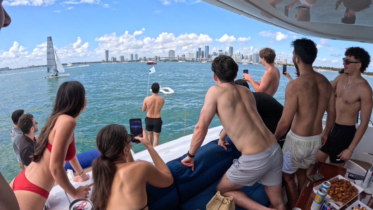 Luke Alexander tweet media