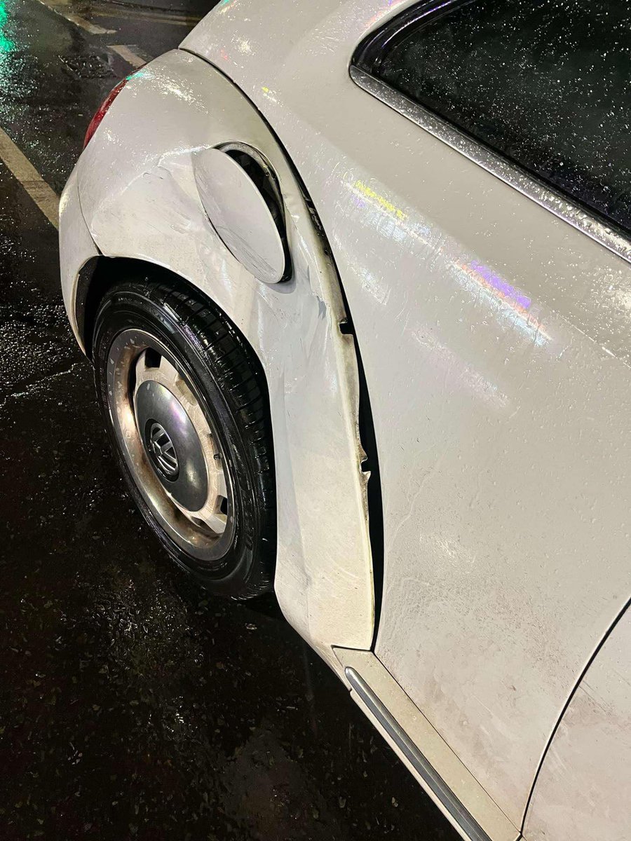 listodd's tweet image. Anyone anywhere help me find a body panel for VW Beetle MK 3 2015. Have tried everywhere I can think of. Any ideas?? Happy to pay for shipping. #VWBeetle #Volkswagen @UKVolkswagen @VW