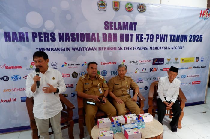 Etika Berjurnalistik Masih Menjadi Tantangan Insan Pers Saat Ini -  jatengpos.co.id/etika-berjurna…