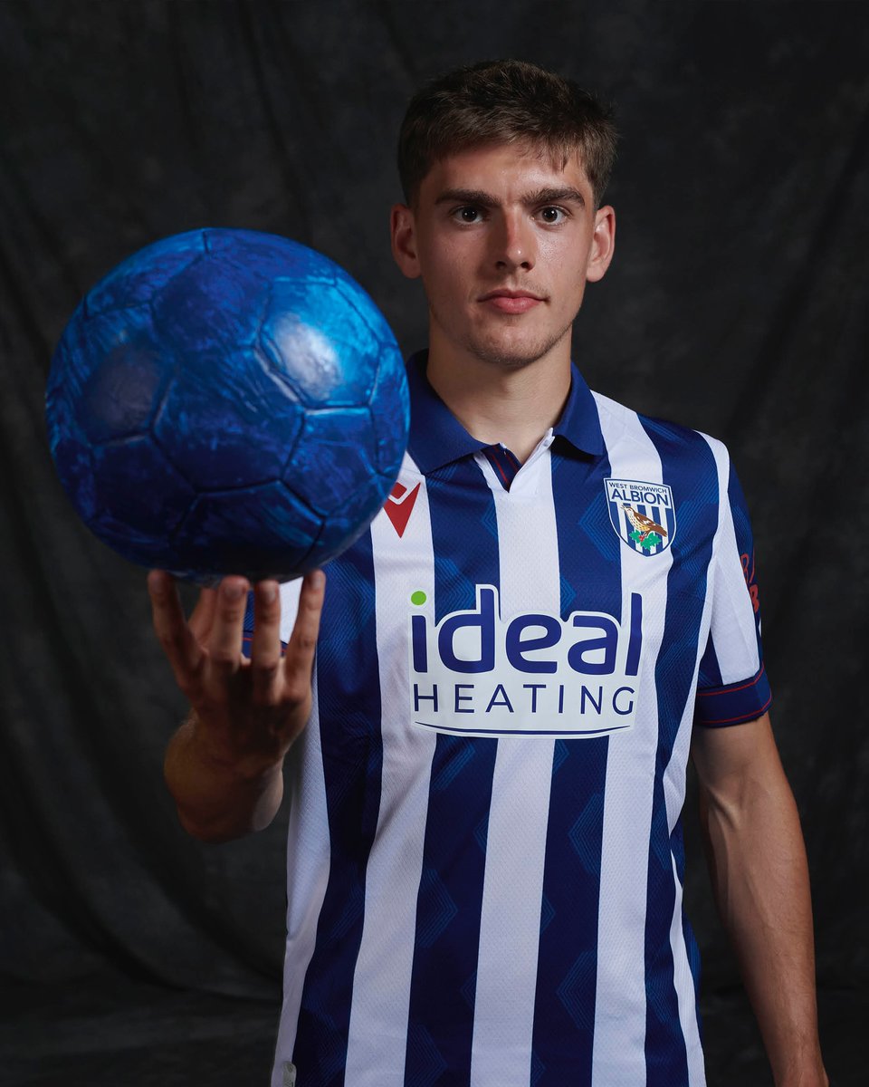 JeffAstleFdn's tweet photo. TOM FELLOWS MAKES AN IMPACT - SO CAN YOU
Go to Jeff Astle Foundation’s eBay where two unique signed canvases are now available.
All proceeds go direct to our Foundation.
https://t.co/GMxgLEqKkk
#wba #tomfellows #fellows #jeffastle #astle #baggies #TheAlbion #makeanimpact