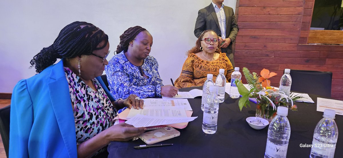 mwacsmed's tweet photo. #TeamEuropeInitiative #Gendermachinery
#GBV

The Hon. Minister Monica Mutsvangwa has just arrived for the #Gender #Equality &amp; Women #Empowerment Development partners engagement meeting for the year 2025.
@InfoMinZW
@unwomenzw
@UNFPA_Zimbabwe
@euinzim 
@WCOZIMBABWE https://t.co/VJuP5lSLwD
