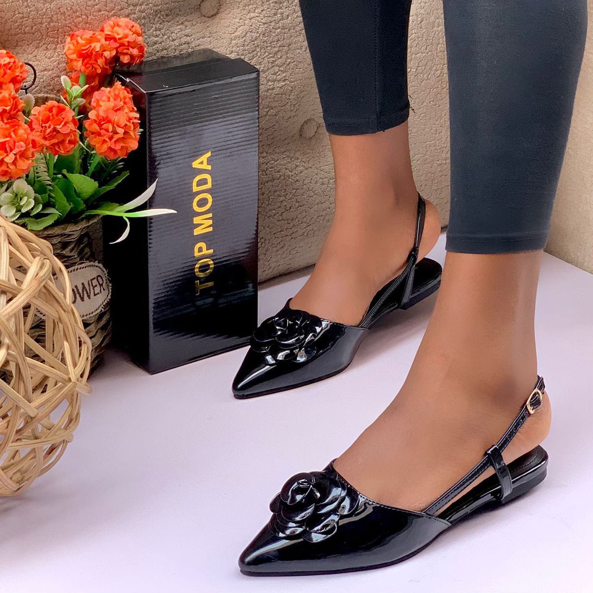 Darapikin's tweet photo. Size 37-43.

WhatsApp: 09133809074.

Location is Akure https://t.co/w3hvg9Wrc1