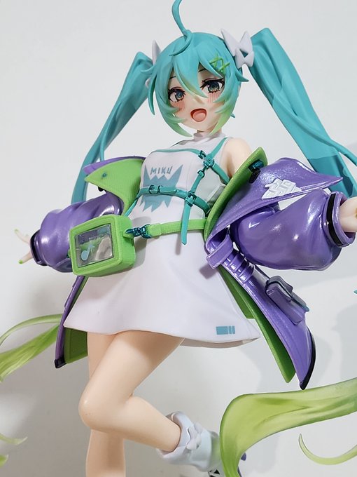 ミクさんお迎えした😎 