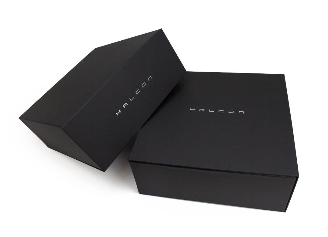 SunpackDotCom's tweet image. If you have an idea we can make it a reality. This is an example of a custom box to the T. The customer had an idea and we designed the packaging from scratch. #MagBox #magboxmonday #creativepackaging #packagingdesign #customboxes #creative #design #luxurydesigner #samplekit