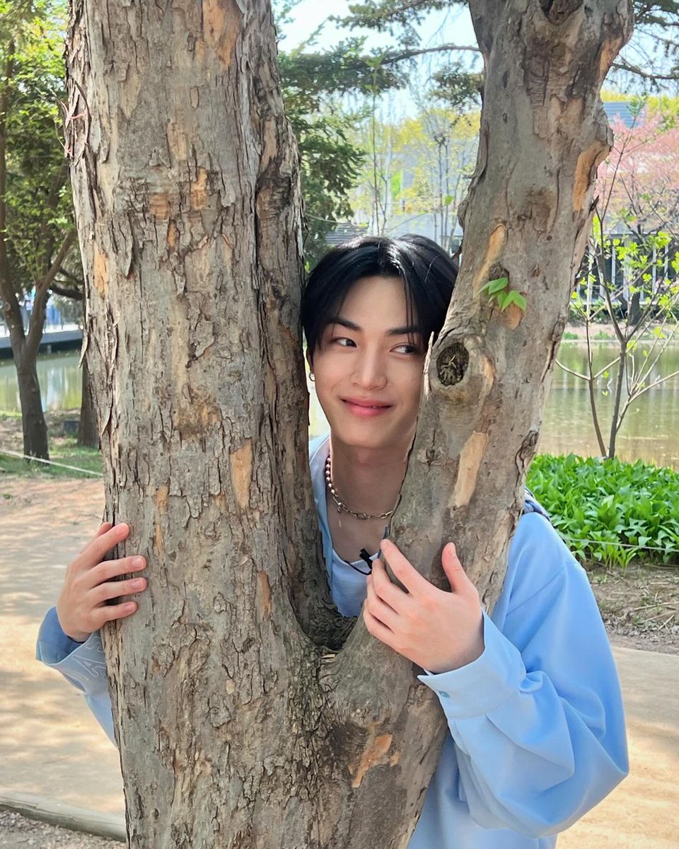4ever_Yechan's tweet photo. D-632 until Hangyeom gets discharged.

🏠: 5th November 2026.

We miss you so much our skrrr boy🥺💚.
#송한겸 #HANGYEOM
#OMEGA_X #오메가엑스 https://t.co/t9BdBNbCTk