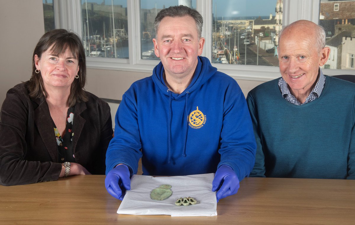 ManxNationalHeritage (@manxheritage) on Twitter photo A 2000 year-old bronze spoon believed to have been used for ‘telling the future’ has been discovered on the  Isle of Man. The 28th discovered worldwide, and the first from the Isle of Man. bit.ly/40UahSY A 2000 year-old bronze spoon believed to have been used for ‘telling the future’ has been discovered on the  Isle of Man. The 28th discovered worldwide, and the first from the Isle of Man. bit.ly/40UahSY
