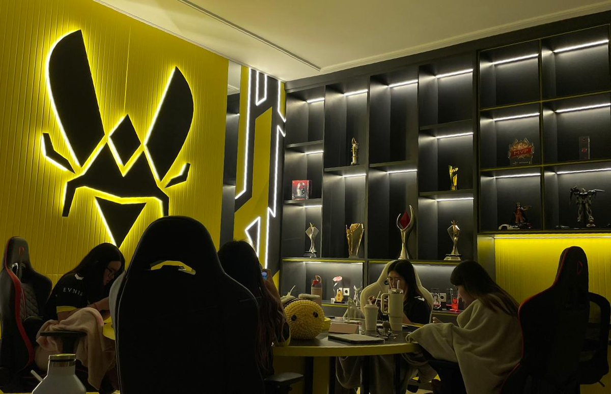 VIT Vival tweet media