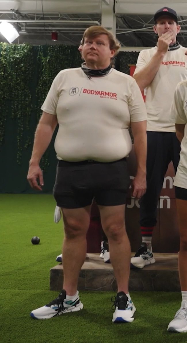 Showing up to work after slamming pizza beer &amp; wings for 5 hours yesterday