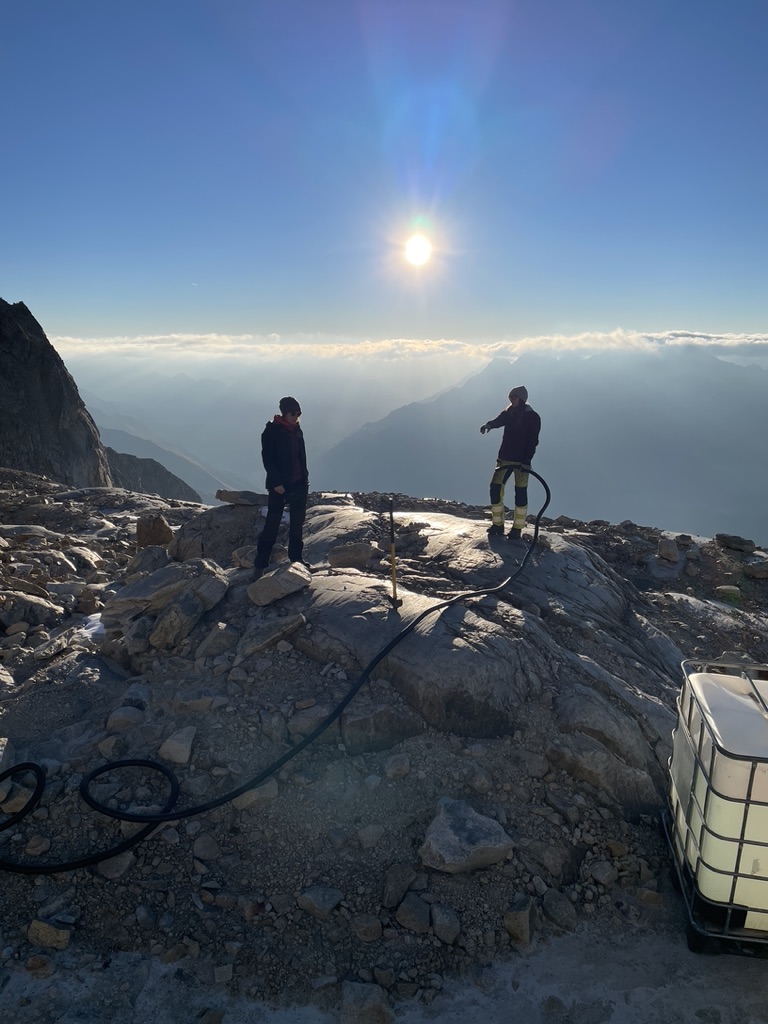 Men-Andrin Meier (@seismotologist) on Twitter photo *Deadline extended* for 3 PhD opportunities at ETH Zurich (<a href="/ETH_en/">ETH Zurich</a>) on a fault activation experiment on a natural Alpine fault zone.
To find out more, and to apply, visit jobs.ethz.ch/job/view/JOPG_ā¦, jobs.ethz.ch/job/view/JOPG_ā¦, and jobs.ethz.ch/job/view/JOPG_ā¦
Please share š *Deadline extended* for 3 PhD opportunities at ETH Zurich (<a href="/ETH_en/">ETH Zurich</a>) on a fault activation experiment on a natural Alpine fault zone.
To find out more, and to apply, visit jobs.ethz.ch/job/view/JOPG_ā¦, jobs.ethz.ch/job/view/JOPG_ā¦, and jobs.ethz.ch/job/view/JOPG_ā¦
Please share š