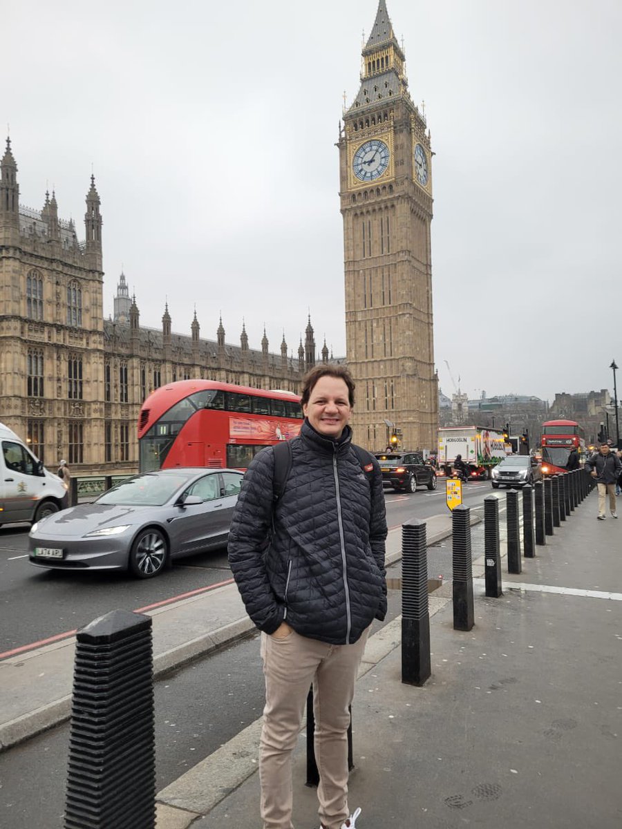 EmergenteES's tweet image. Ya estamos en Londres celebrando los 10 años del programa de investigación Transforming Systems through Partnerships, donde @sortegarango nuestro Director de Innovación hizo sus aportes.  Te invitamos a estar pendientes para conocer más.
@RAEngGlobal #EngineeringX #TSP10