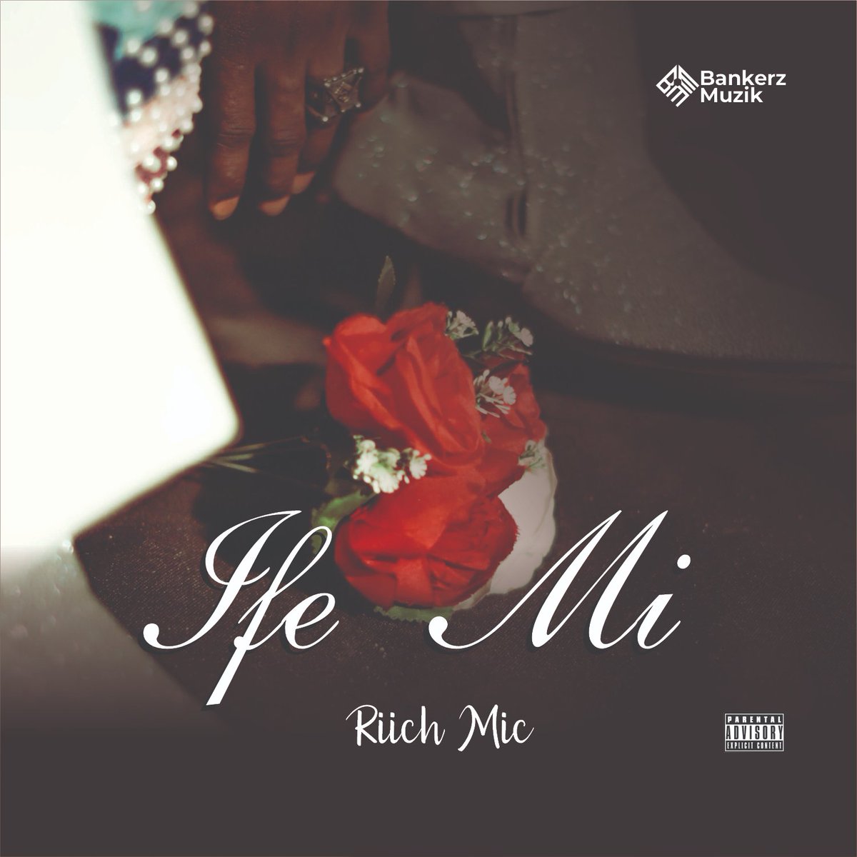 UnilagfmMusic's tweet image. #MusicCheck with @theblackspencer
🎚️🎵🎶
#NowPlaying Ife Mi by @Riich_Mic