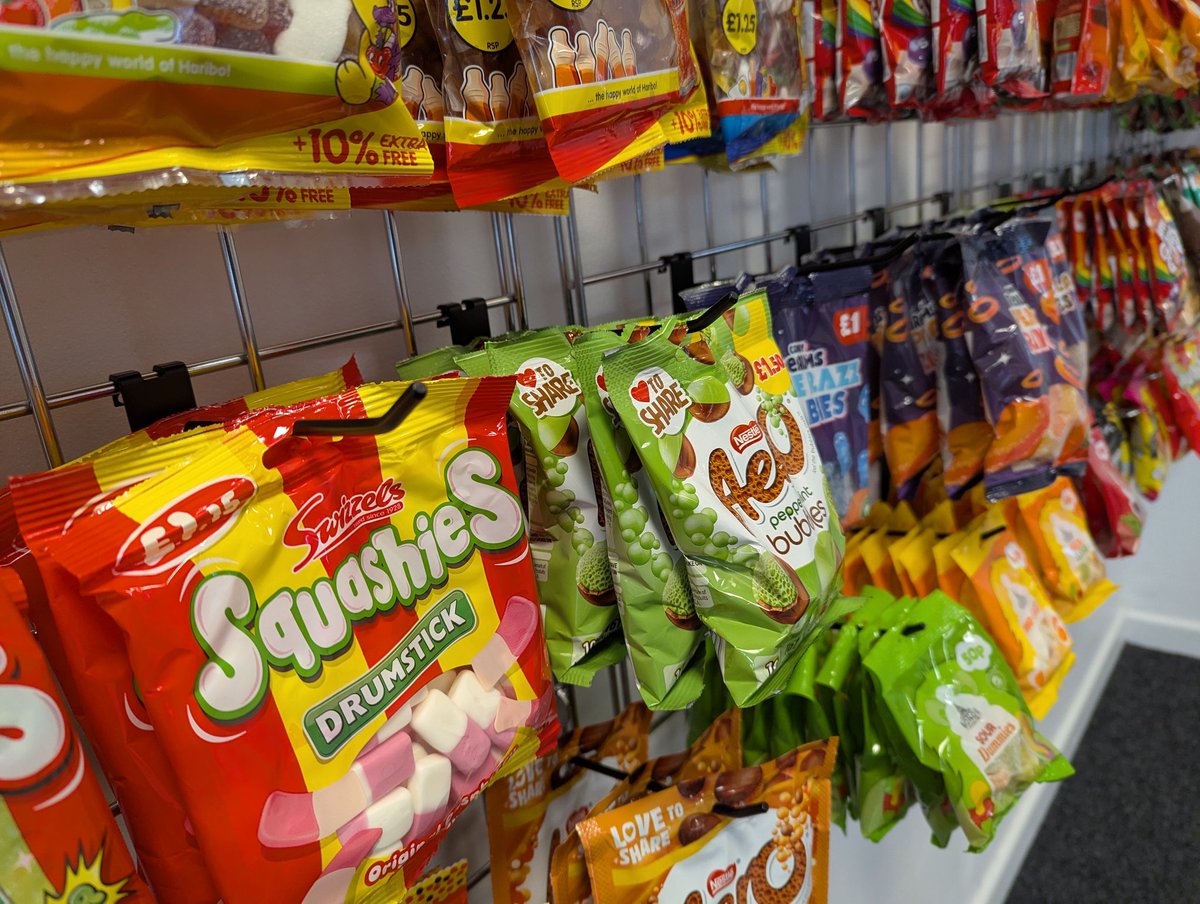 stcuthbertswalk's tweet photo. So, if there's something you love that isn't available just yet, be sure to speak up!
We're always pleased to welcome new businesses to the shopping centre, and hope Sweet Escape will give #ChesterleStreet shoppers even more reasons to visit us 🍬
#clsisopen #sweetshop #sweets https://t.co/T0bHxIAcUa