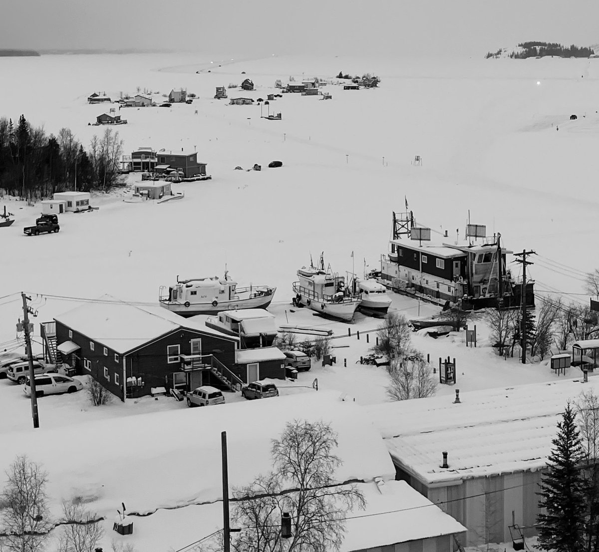 ecochangegroup's tweet image. From snowy Vancouver ❄️ to frozen Yellowknife 🧊, it was a good week discussing landscape carbon and opportunities for nature based climate solutions 🌲🌳 Thanks @GNWT_ECC for helping to organize!