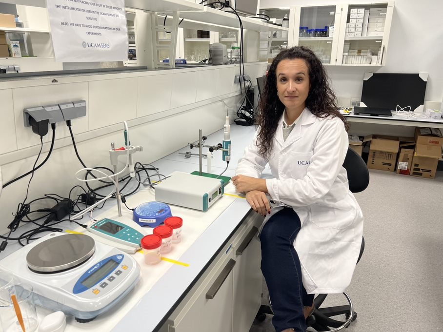 UCAM Universidad (@ucam) on Twitter photo 🌍 <a href="/MariaCuartero84/">Maria Cuartero</a> ha sido reconocida como Estrella Emergente en Ciencias de la Medición por la ACS Measurement Science Au. Su investigación en detección de iones sin calibración revoluciona la monitorización de la salud y el medioambiente. 👏🔬
ℹ️ ow.ly/iSNh50UWIeS 🌍 <a href="/MariaCuartero84/">Maria Cuartero</a> ha sido reconocida como Estrella Emergente en Ciencias de la Medición por la ACS Measurement Science Au. Su investigación en detección de iones sin calibración revoluciona la monitorización de la salud y el medioambiente. 👏🔬
ℹ️ ow.ly/iSNh50UWIeS