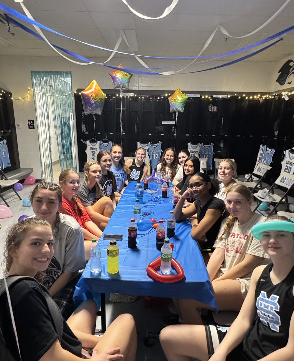 Senior Dinner‼️

Enjoyed celebrating and honoring our seniors for their years of hard work and dedication to our program and school! 

Let’s keep it going! 

Go Panthers! WE ARE ONE!