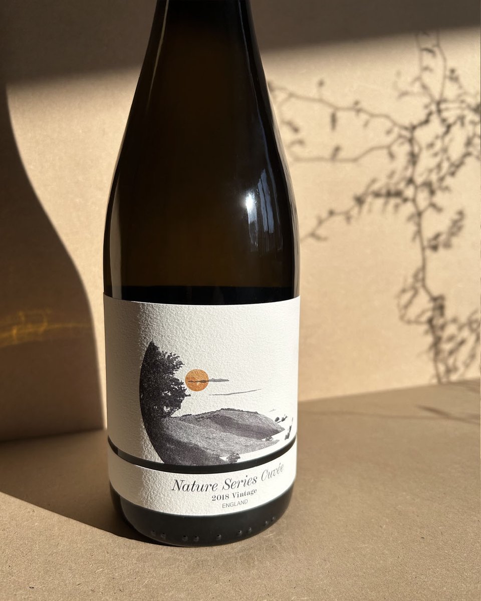 SherrieLJones's tweet photo. Labels created for the Nature Series Cuveé 2018 Vintage between @ArteliumWine &amp; @VagabondWines Water: A key element of grape juice that becomes wine. Soil: A splash of green depicts soil &amp; south facing slopes ideal for growing grapes. Sunlight: Warmth of the sun to ripen grapes. https://t.co/Ibjt2p6bsu