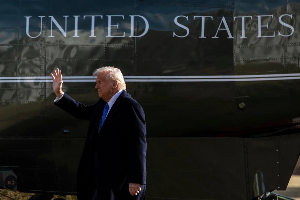 nbcnews.com/politics/donal…

Live updates: Trump could announce steel and aluminum tariffs today
A separate announcement about reciprocal tariffs for "every country" could come as soon as tomorrow, the president said yesterday.