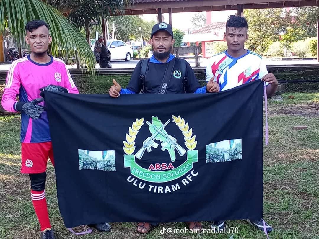 freerohingya1's tweet photo. Alhamdulillah, our people have started putting our logo on the banners at football matches https://t.co/KR3ZDJwRsw