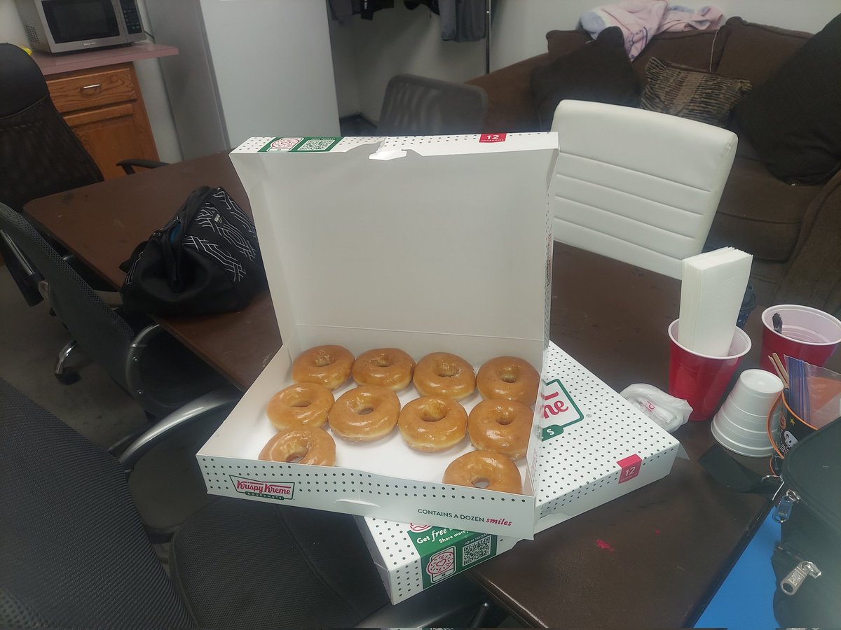 Thank you, Mrs Lopez, for thinking about the maintenance and the bus drivers. The donuts were really great. We appreciate it.
Tisd proud