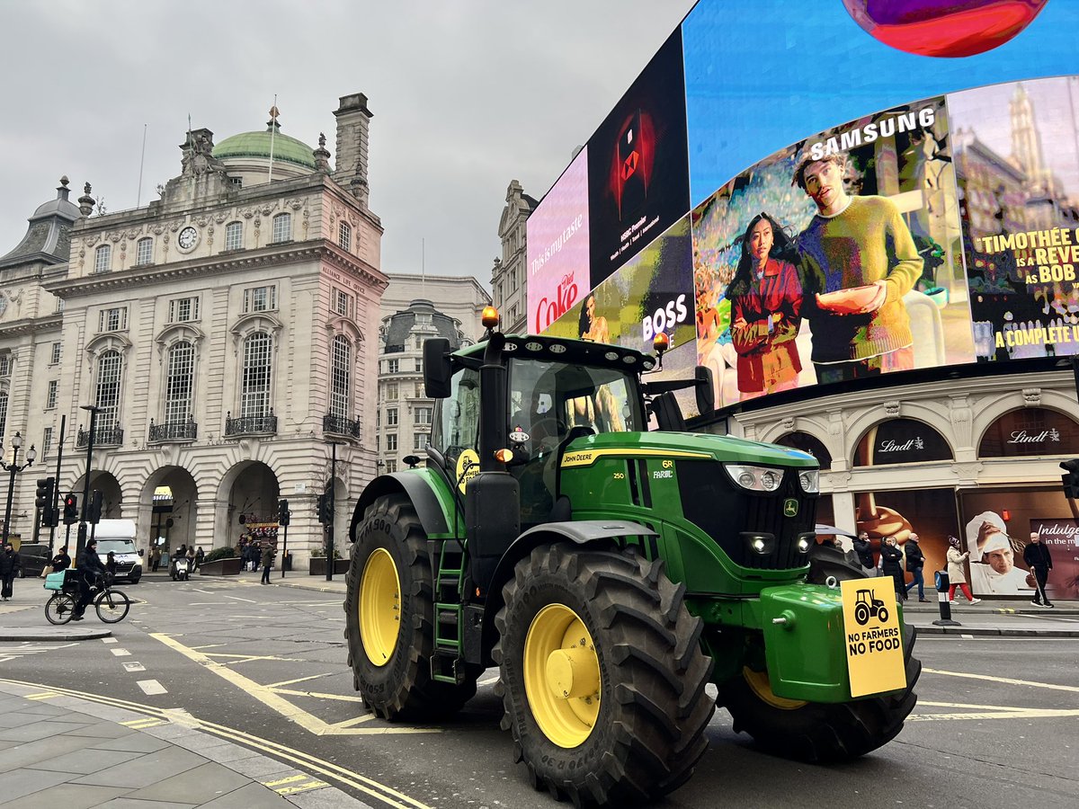 Louise Pollard (@sqweezy) on Twitter photo Good Job! 🚜 👍#FarmersProtest #FarmersProtest2025 <a href="/piccadillypress/">Piccadilly Press 📖✨</a> #piccadillycircus
<a href="/NFUtweets/">National Farmers' Union</a>
<a href="/FarmersWeekly/">Farmers Weekly</a> <a href="/FarmersGuardian/">Farmers Guardian</a>
📷 <a href="/sqweezy/">Louise Pollard</a> Good Job! 🚜 👍#FarmersProtest #FarmersProtest2025 <a href="/piccadillypress/">Piccadilly Press 📖✨</a> #piccadillycircus
<a href="/NFUtweets/">National Farmers' Union</a>
<a href="/FarmersWeekly/">Farmers Weekly</a> <a href="/FarmersGuardian/">Farmers Guardian</a>
📷 <a href="/sqweezy/">Louise Pollard</a>