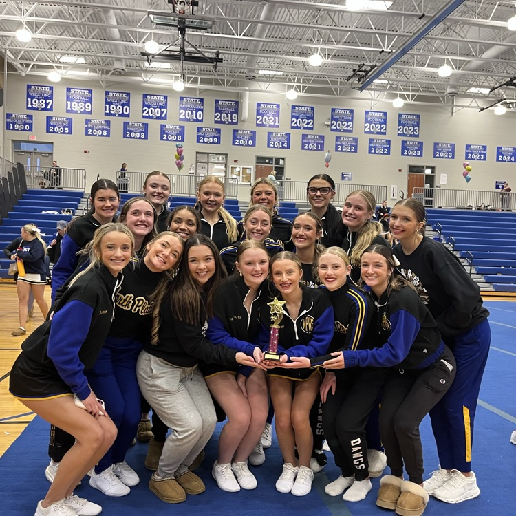 Congratulations to NPHS Cheer for taking 1st at their Bennington competition! Great job!