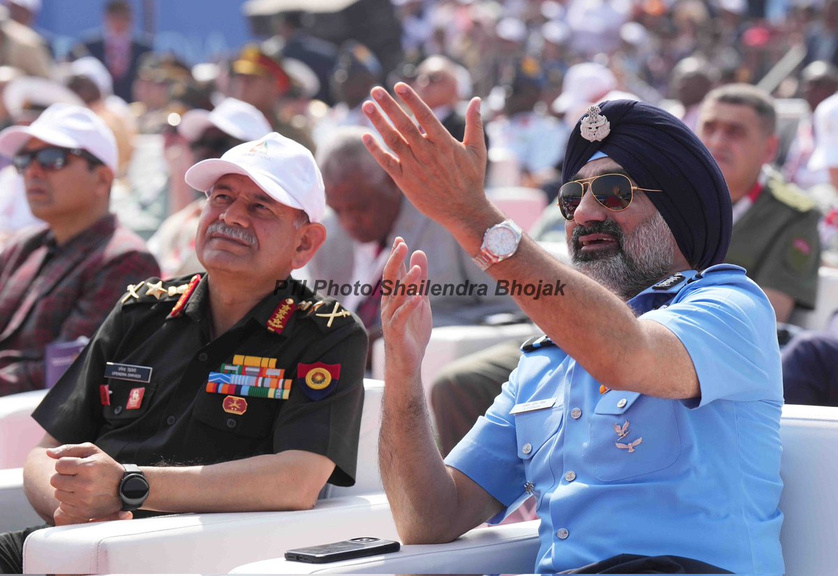 Shailendra Bhojak tweet media