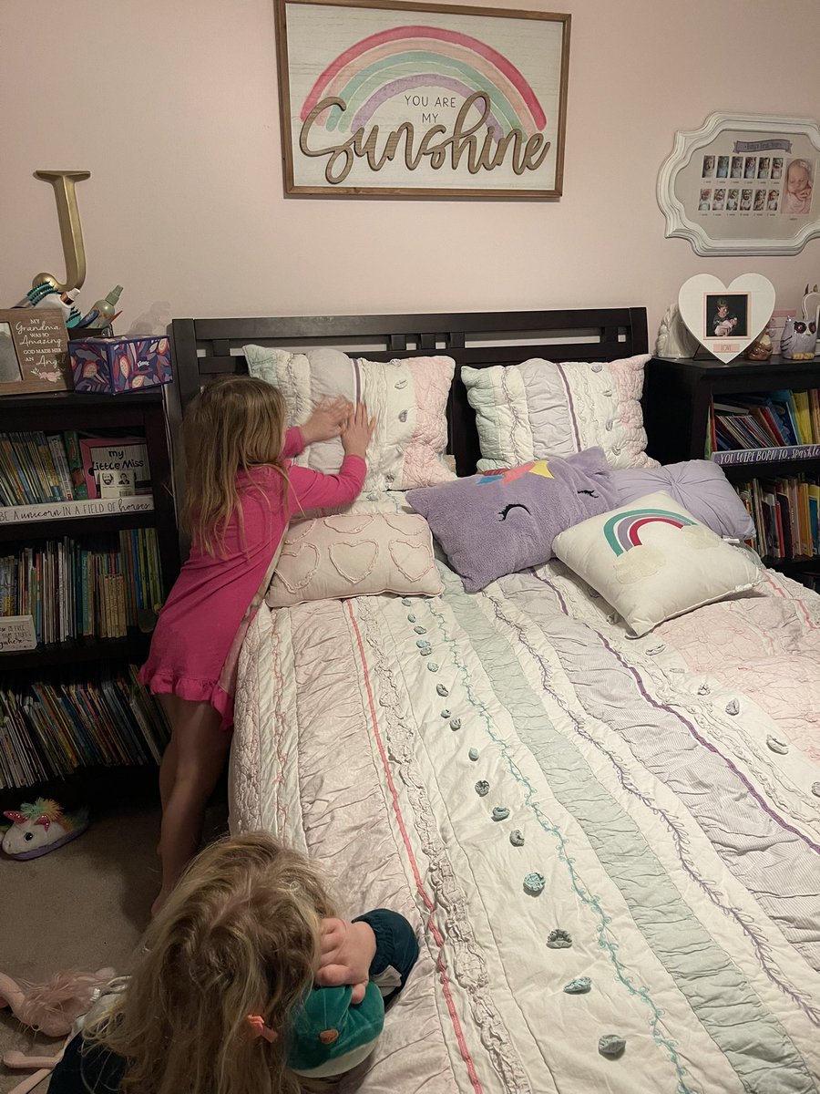 CaitlinStratuik tweet media