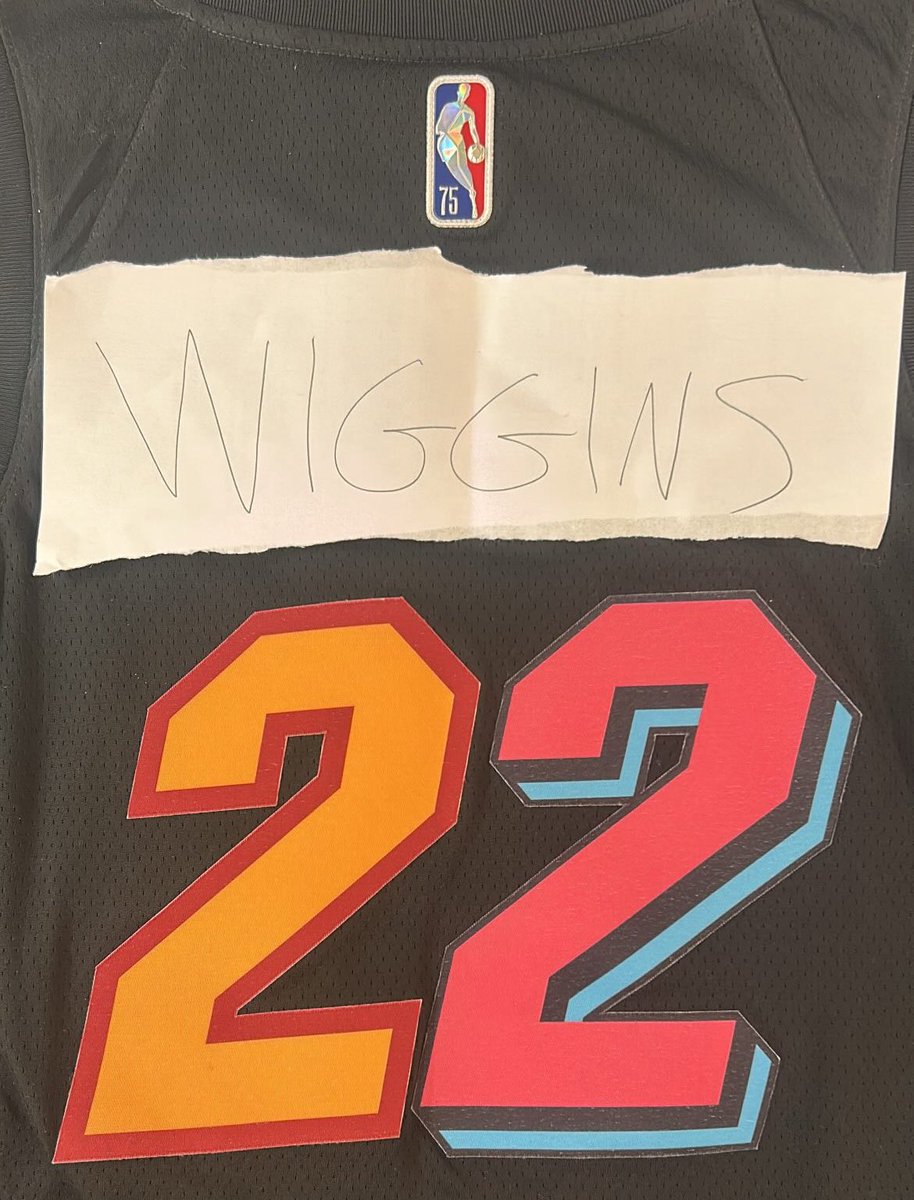 miaheatwave's tweet image. Gameday