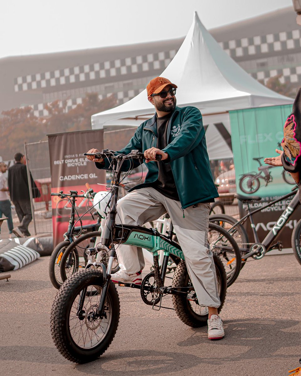 aokimobility's tweet photo. AOKI was FLEX-ing hard at Race Wars India SEASON 1 2025 🏁

HERE ARE SOME GLIMPSE TO IT ⚡

@driftwarsindia @bndmotorsports 

#bndmotorsport #racewars #driftwars #buddhinternationalcircuit #aokimobility #trackday #flexinghard #flexct #rideaoki #bicycle #flexonem https://t.co/PZMr5sBGp0